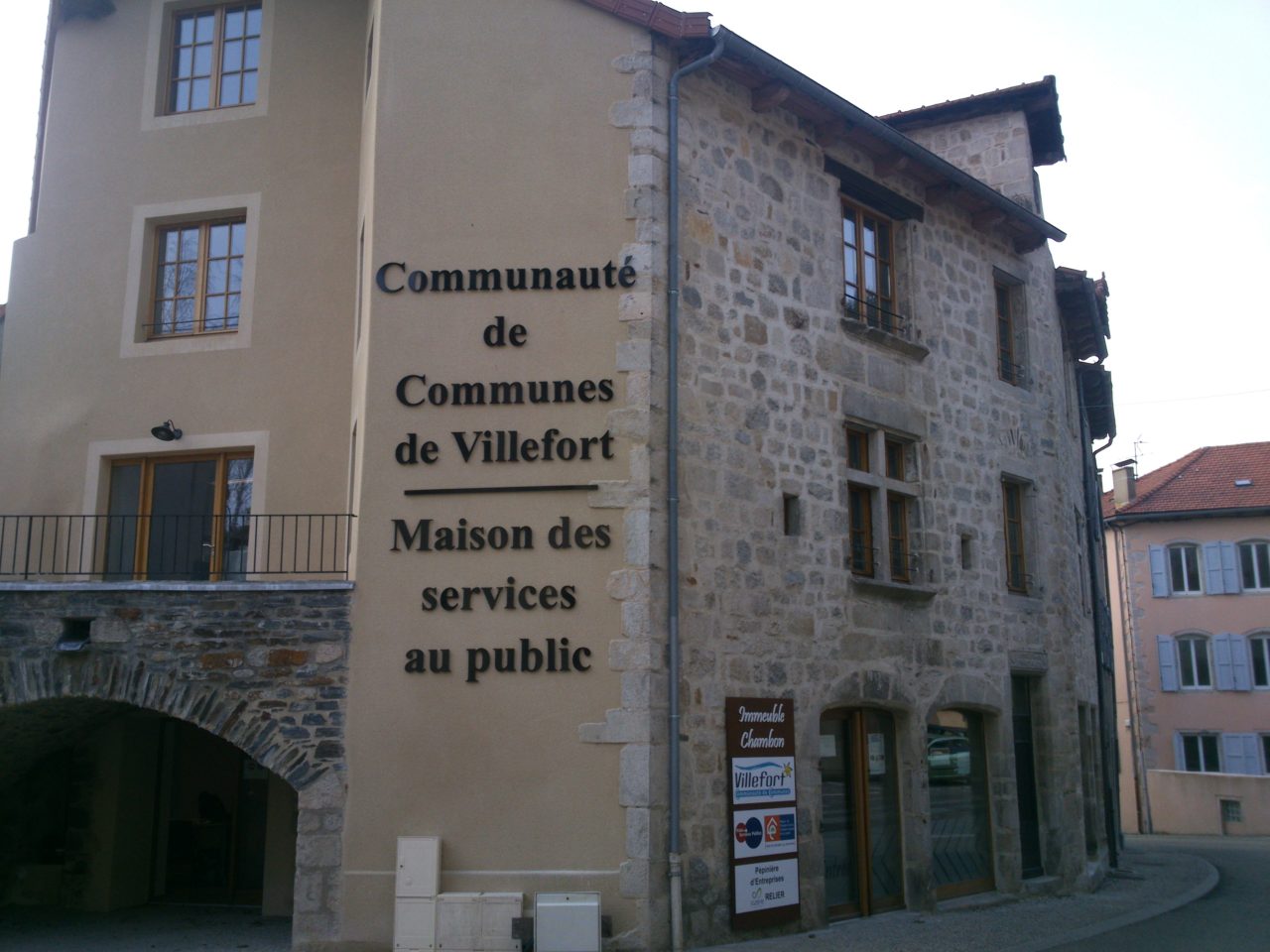 Bâtiment administratif communautaire – Villefort